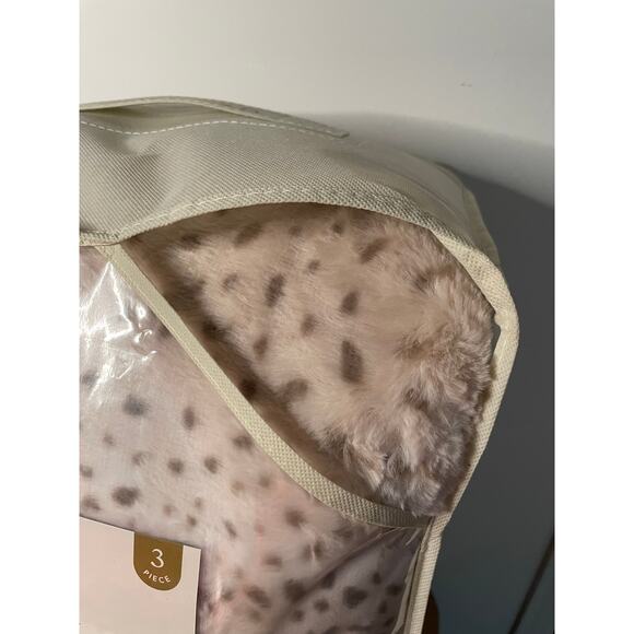 New Threshold 3pc Faux Fur Animal Print Comforter & Shams Set King Size - Picture 4 of 8